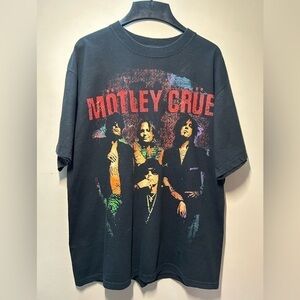 Mötley Crüe Red, White & Crüe Tour 2005 Graphic Tee Medium
